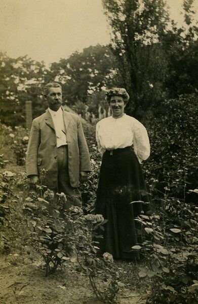 File:Cornelius and Jane Ann Warner 520x768.jpg