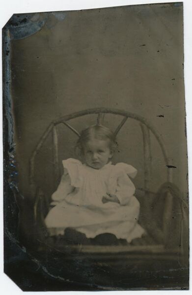 File:TruaxAgnesE1896.jpg