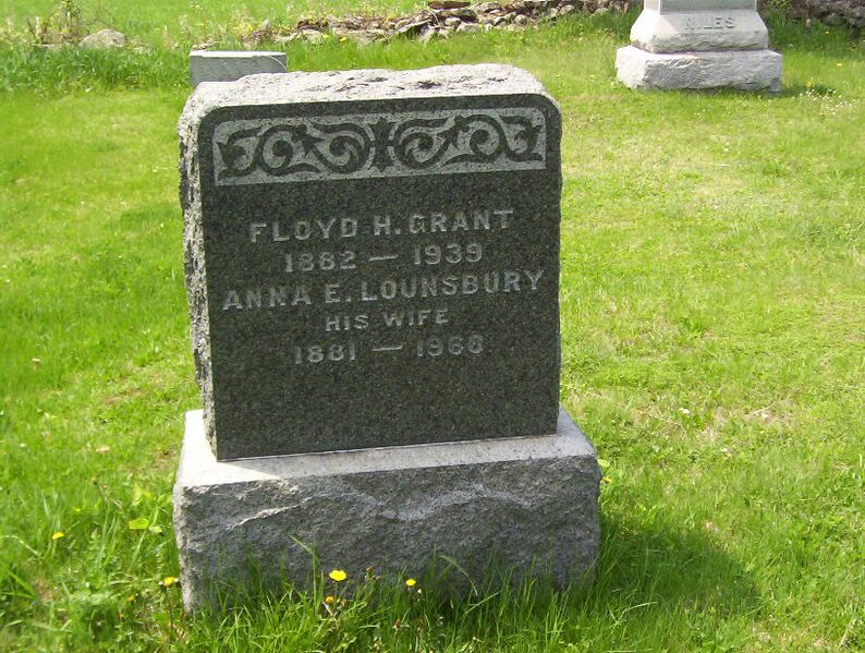 File:Anna Lounsbury (Medusa) (Back of Edward).JPG