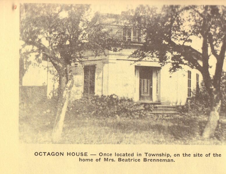 File:Octagon House.jpg